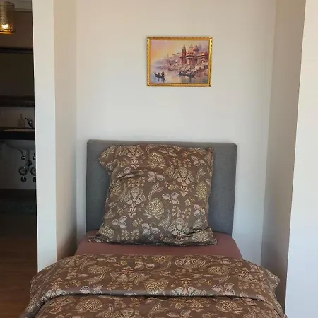 Ferienwohnung *